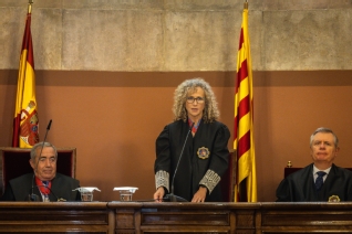 La presidenta del TSJ de Cataluña durante su intervención en el acto de apertura